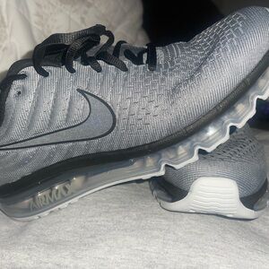 Nike Air Max Men's Black and Gray Athletic Shoes